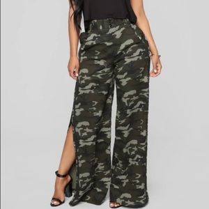 Fashion nova wide leg camp pants